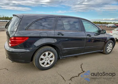 2006 Mercedes-Benz R 350 z USA, uszkodzony, nr VIN 4JGCB65E96A006084
